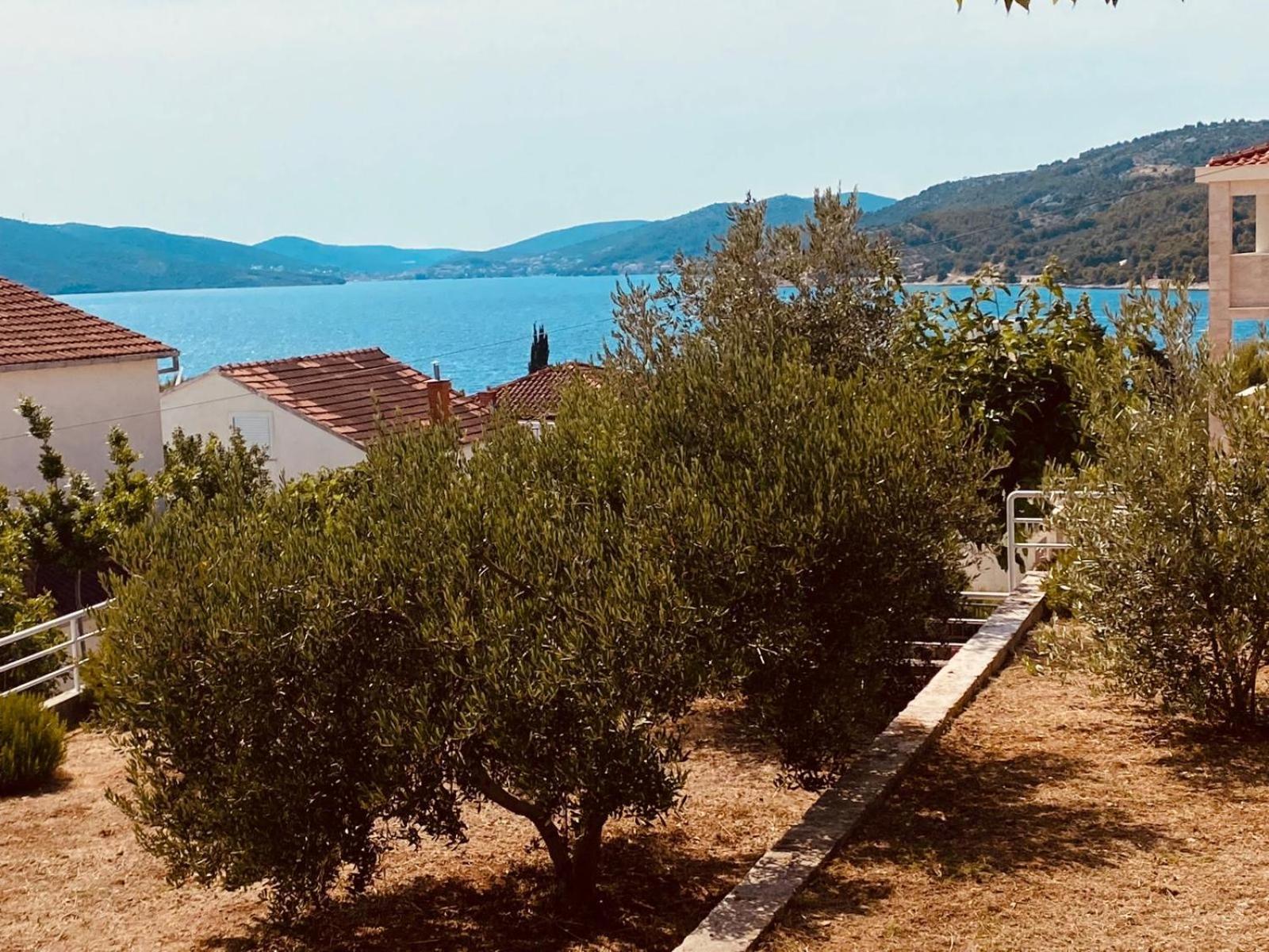 House Agradable Seget Vranjica Exterior foto