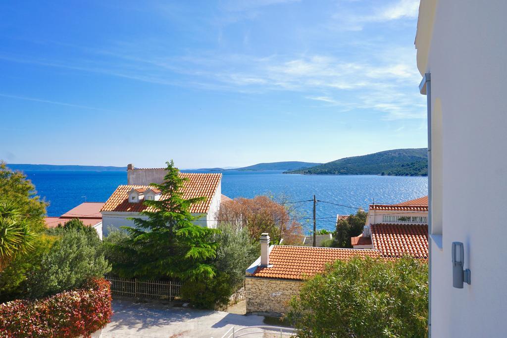 House Agradable Seget Vranjica Exterior foto