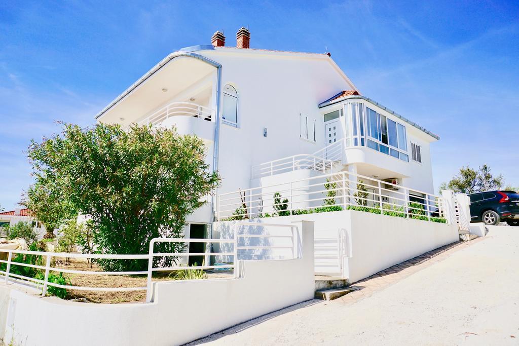 House Agradable Seget Vranjica Exterior foto
